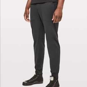 Lululemon ABC Jogger Shorter Length 
Warpstreme